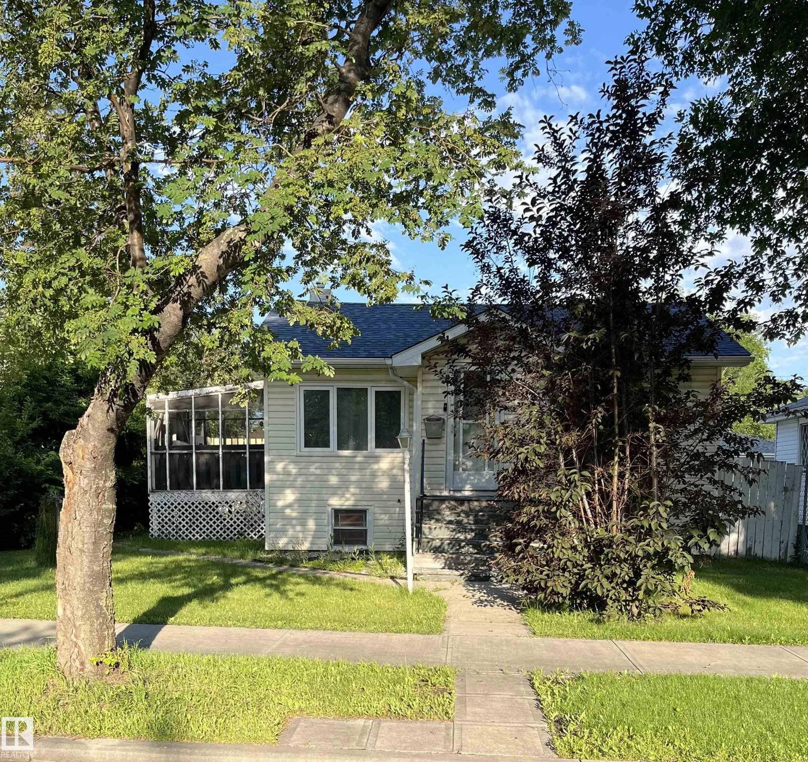 11938 70 NW, Edmonton - 1 bedroom Detached Single Family for sale