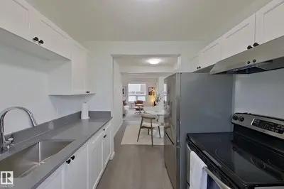 Interior photo 4 of 209 Dickinsfield CO NW