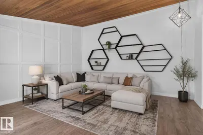 Interior photo 4 of 1071 MILLBOURNE RD E NW