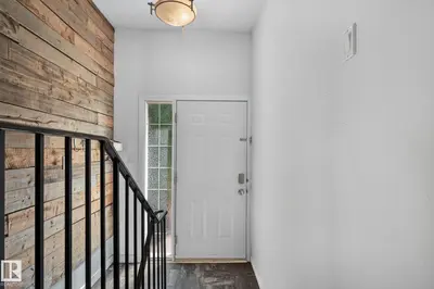 Interior photo 2 of 1071 MILLBOURNE RD E NW