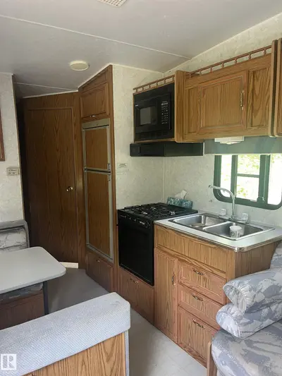 Interior photo 4 of 52110 Rge Rd 72