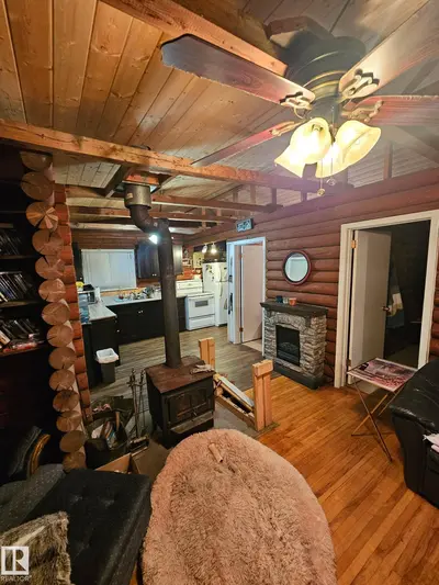 Interior photo 3 of 101 Long Lake DR