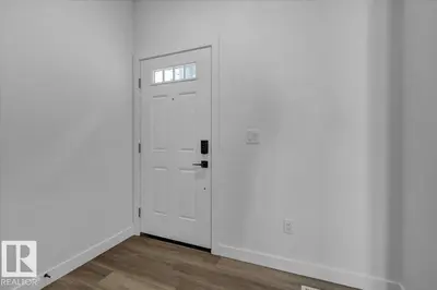 Interior photo 1 of 139 CALEDON CR