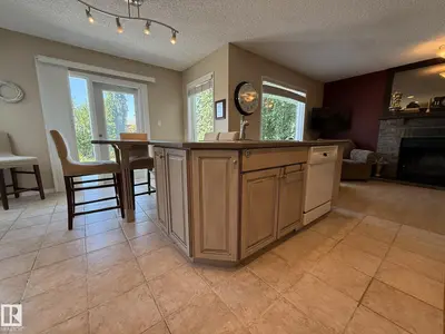 Interior photo 4 of 5604 57 AV