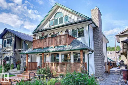 11126 52 ST NW, Edmonton - $850,000