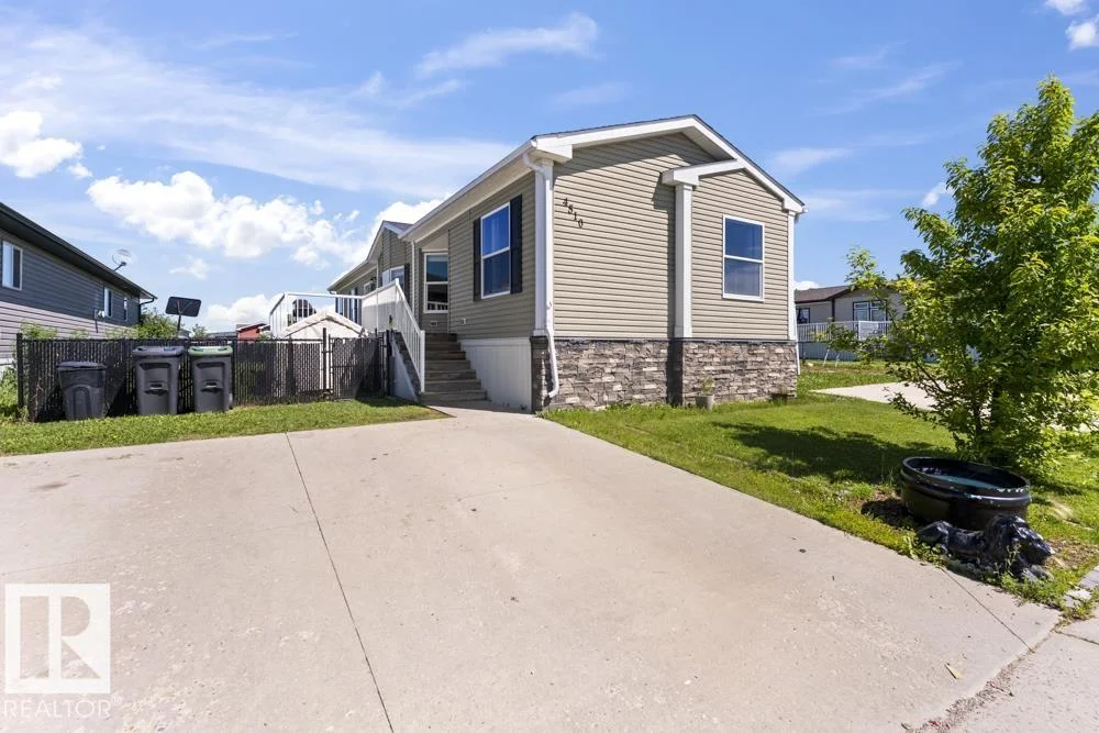 4510 Snowbird LN, Cold Lake - 3 bedroom Single Family Residence for sale