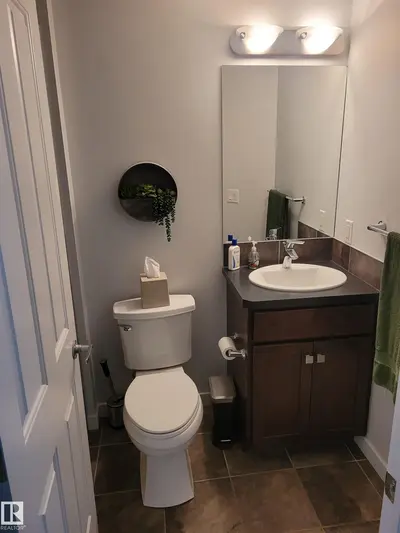 Interior photo 3 of 1007 162 ST SW