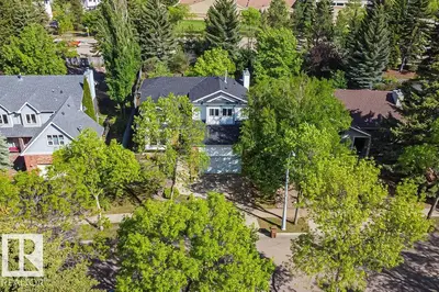 Interior photo 2 of 31 WINDERMERE CR