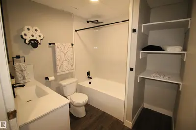 Interior photo 2 of 5109 47 ST