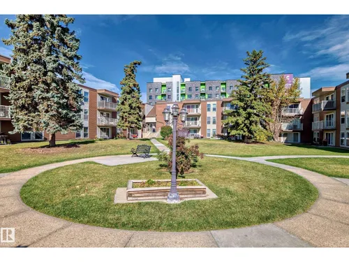 #206 7220 144 AV NW, Edmonton - $95,000