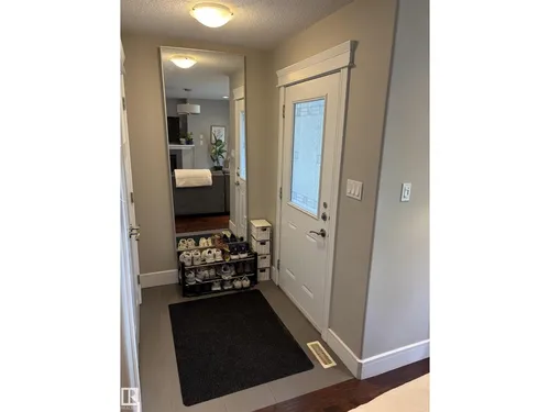 10914 71 AV NW, Edmonton - $469,900