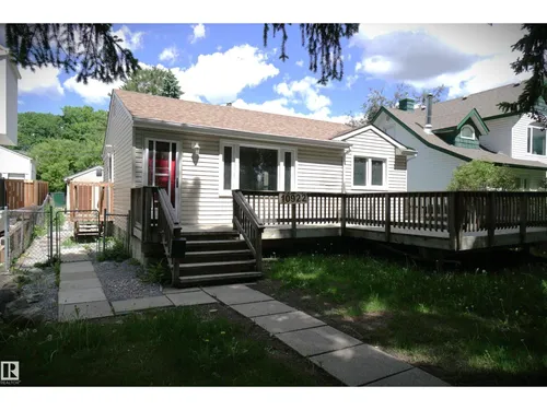 10922 62 AV NW, Edmonton - $449,000