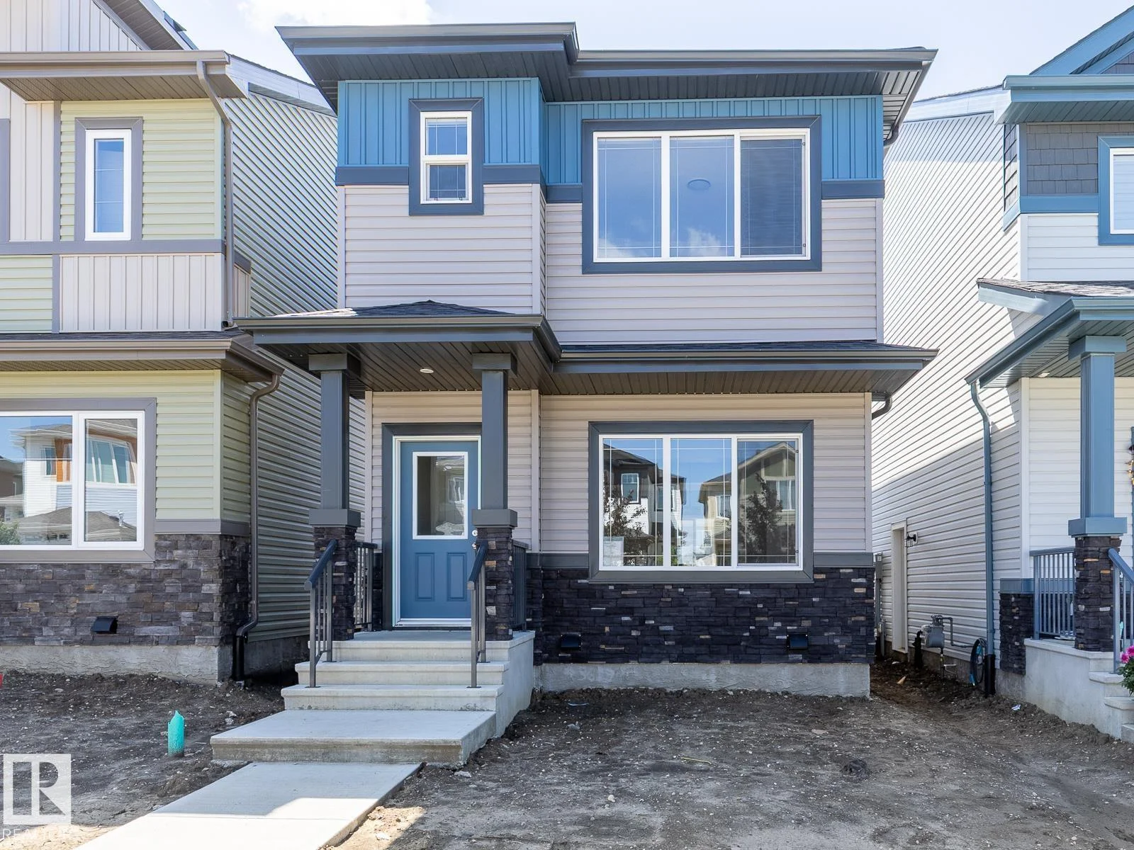 3619 Triomphe BV N, Beaumont - 1 bedroom Detached Single Family for sale