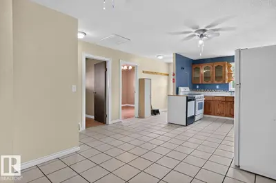 Interior photo 3 of #104 52343 RGE ROAD 211