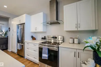 Interior photo 1 of 1766 Dumont CR SW SW