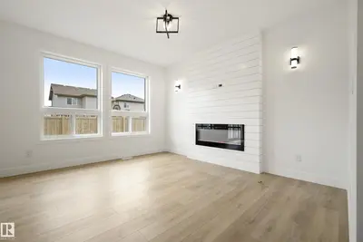Interior photo 3 of 113 Caledon CR