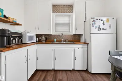 Interior photo 4 of 10522 79 AV NW