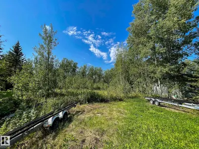 Interior photo 2 of 612 6th Street Norris Beach