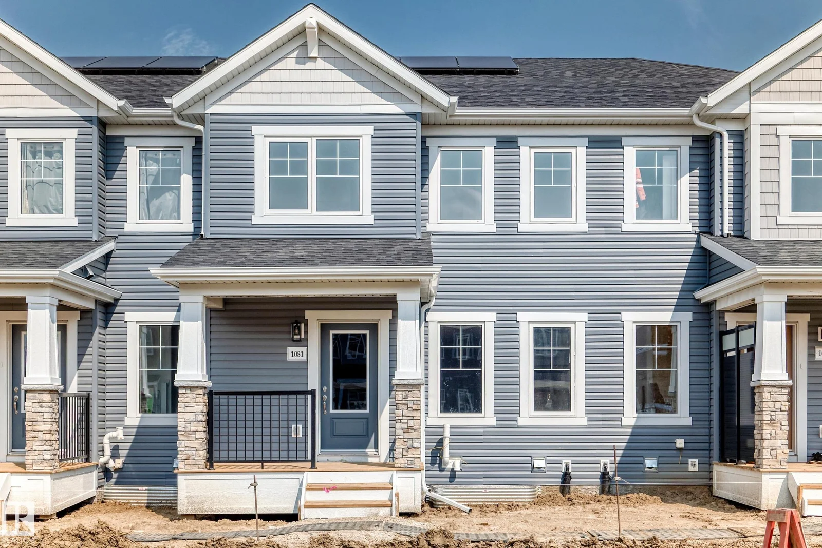 1081 Hearthstone BV, Sherwood Park - 3 bedroom Residential Attached for sale