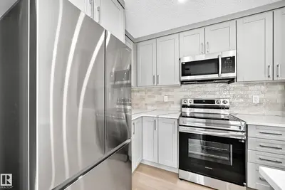 Interior photo 3 of 1081 Hearthstone BV