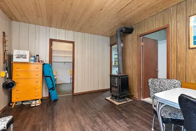 Interior photo 4 of 211 2nd AV