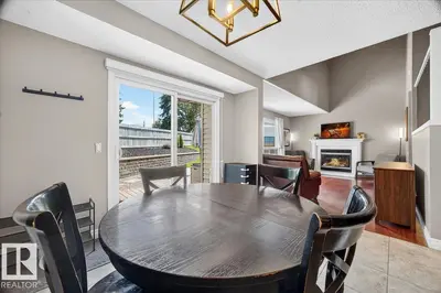 Interior photo 4 of 41 VENTNOR PL
