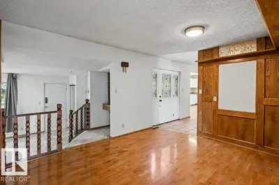 Interior photo 3 of 26 LOUISBOURG PL