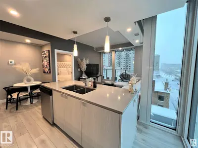 Interior photo 2 of #702 10180 103 ST NW