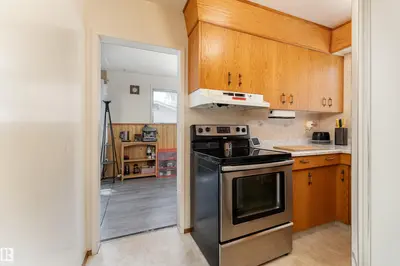 Interior photo 2 of 10605 101 AV