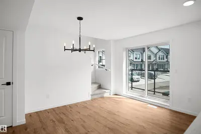 Interior photo 4 of #61 525 SECORD BV NW