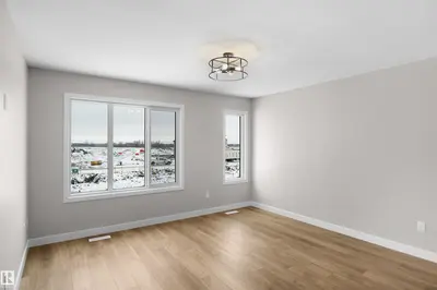 Interior photo 2 of 5123 River's Edge WY NW