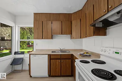 Interior photo 2 of 11147 78 AV NW