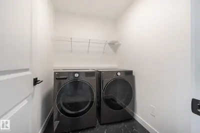 Interior photo 2 of 19 Cessy ST