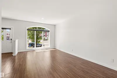 Interior photo 3 of 5833 MULLEN PL NW
