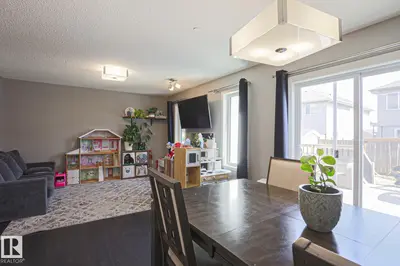 Interior photo 4 of 2033 WESTERRA LO