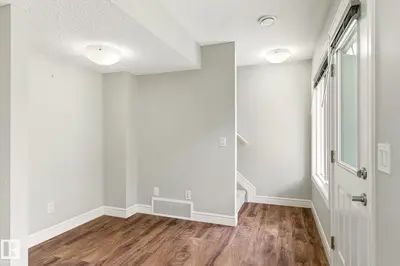 Interior photo 1 of 330 BULYEA RD NW