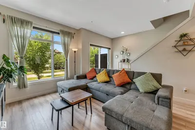 Interior photo 1 of #182 804 WELSH DR SW
