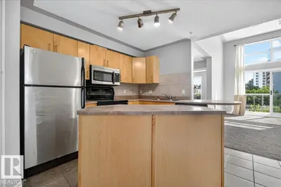 Interior photo 3 of #503 10033 116 ST NW