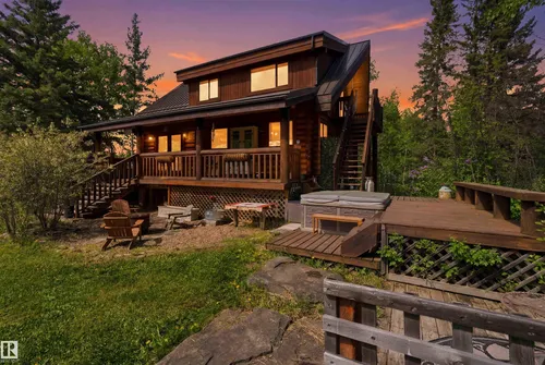 #17 A 15031 TWP ROAD 462, Rural Wetaskiwin County - $759,900