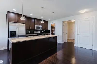 Interior photo 3 of 17348 6 AV NW