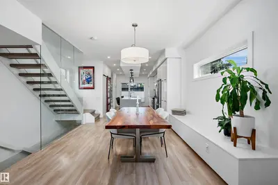Interior photo 2 of 11413 126 ST NW