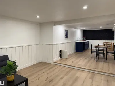 Interior photo 3 of 899 ALDER AV