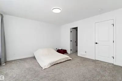 Interior photo 4 of 1439 GOODSPEED LN NW