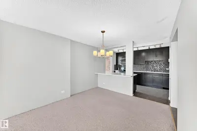 Interior photo 4 of #1802 11027 87 AV NW