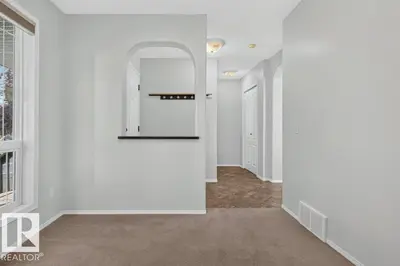 Interior photo 2 of 438 GIBB WD NW
