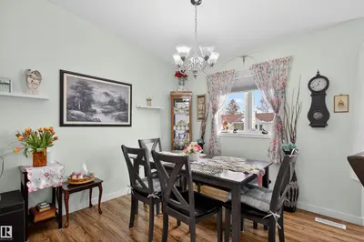 Interior photo 4 of #202 10502 101 AV