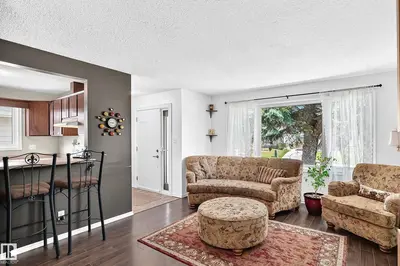 Interior photo 1 of 3724 54 ST