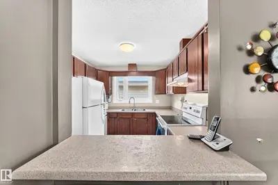 Interior photo 4 of 3724 54 ST