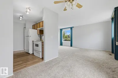 Interior photo 4 of 5514 93A AV NW
