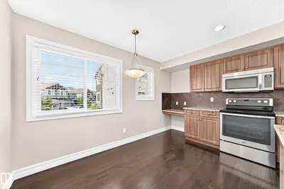 Interior photo 4 of 5321 3 AV SW